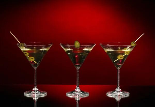 Martini glasses on dark background — Stockfoto