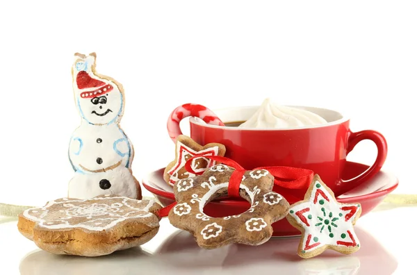 Weihnachtsleckereien mit Tasse Kaffee isoliert auf weiß — Stockfoto