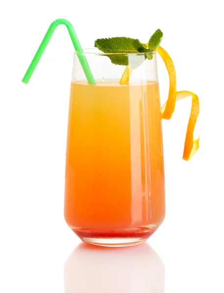 Multicolor cocktail op wit wordt geïsoleerd glas — Stockfoto