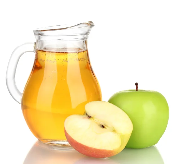 Full jug of apple juice and apple isolated on white — Stock Photo, Image