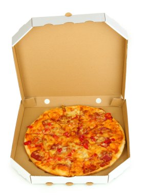 lezzetli pizza kutusu üzerinde beyaz izole