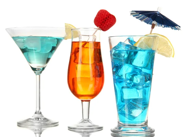 Alcoholic cocktails with ice isolated on white — Stock Photo, Image