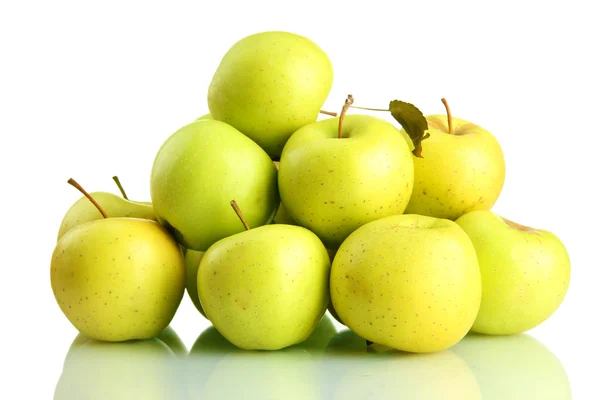 Manzanas jugosas, aisladas en blanco —  Fotos de Stock