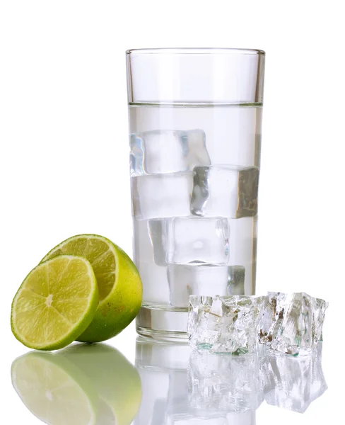 Ice cubes in glass with lime isolated on white — Stock Photo, Image