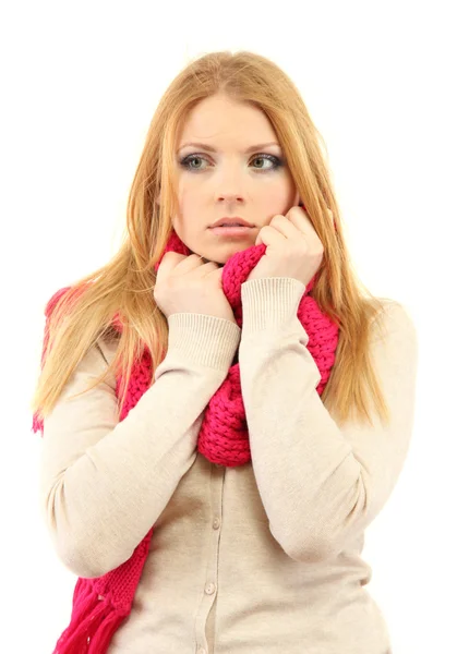 Jonge mooie vrouw winter kleding dragen op koude wind, geïsoleerd op wit — Stockfoto