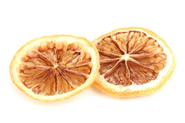 Kurutulmuş limon beyaza izole edilmiş