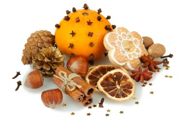 beyaz izole Noel baharat kompozisyonu