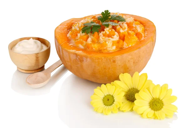 Useful pumpkin porridge in pumpkin isolated on white — Stockfoto