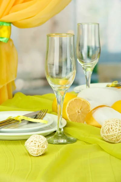 Beautiful holiday table setting with lemons, close up — Stock Photo, Image