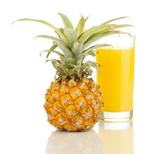 Ripe pineapple and juice glass isolated on white — Stock Photo, Image