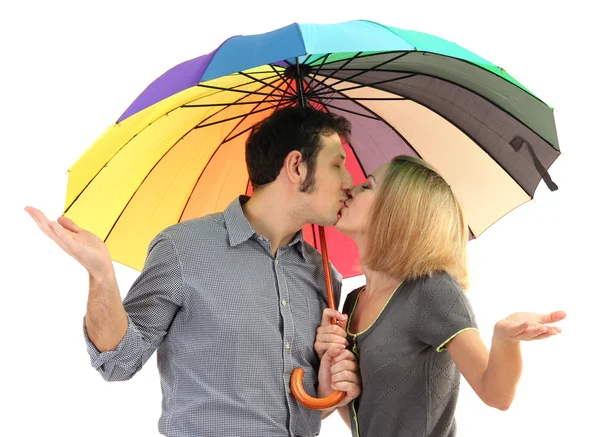 Couple aimant avec parapluie isolé sur blanc — Photo