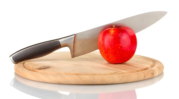 Red apple and knife on cutting board, isolated on white — Stock Photo, Image
