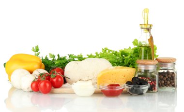 beyaz izole pizza için malzemeler