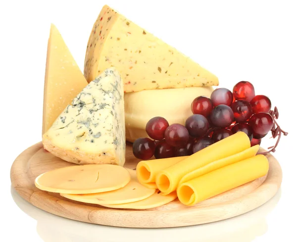Izole üzerine beyaz peynir türleri — Stok fotoğraf