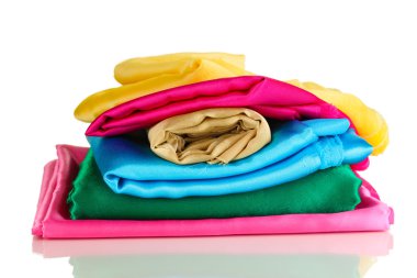 farklı kumaşlar üzerine beyaz izole yığını