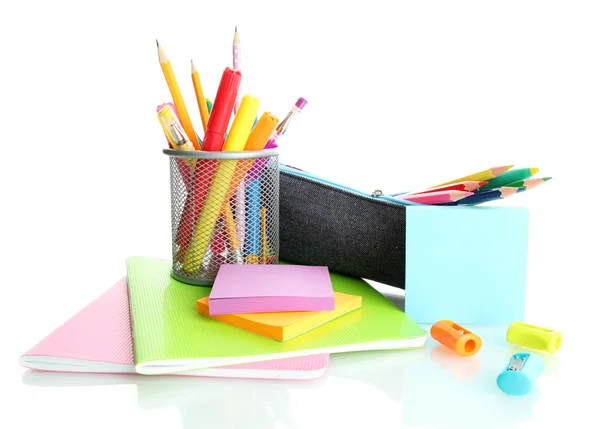 Penna låda med skolan utrustning isolerad på vit — Stockfoto