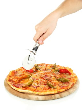 ahşap stand üzerinde beyaz izole kesme lezzetli biberli pizza