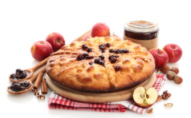 lezzetli ev yapımı pasta, elma ve reçel, üzerinde beyaz izole