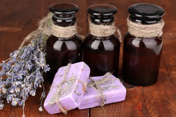 Fiori e vasi di lavanda — Foto Stock