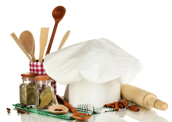 Sombrero de chef con cucharas y batallador aislado en blanco — Foto de Stock