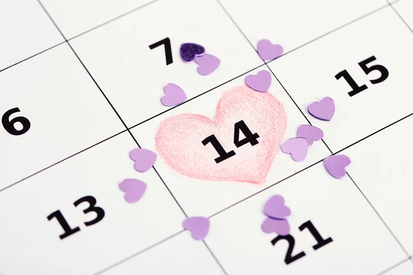 Записки в календарі (день валентинки), крупним планом — стокове фото