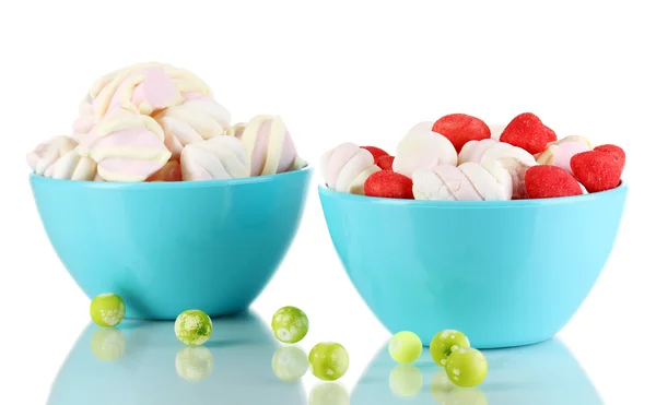 Gentle marshmallow in bowls isolated on white — Stock Photo, Image