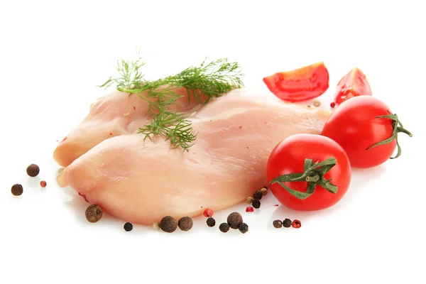 Carne di pollo cruda con spezie, isolata su bianco — Foto Stock