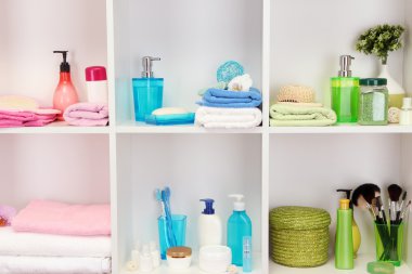 Banyo Aksesuar banyo raflarda