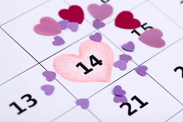 Заметки в календаре (День Святого Валентина), крупный план — стоковое фото