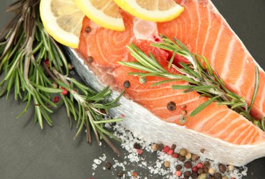 taze somon steak Pan, yakın çekim