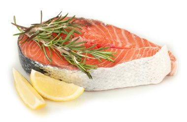 beyaz izole taze somon steak