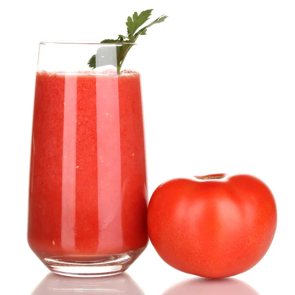 Vaso de jugo de tomate aislado en blanco —  Fotos de Stock
