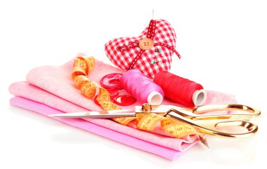 dikiş aksesuarları ve kumaş üzerine beyaz izole