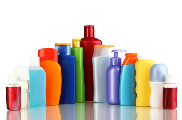 Muchos productos cosméticos diferentes para el cuidado personal aislado en blanco — Foto de Stock