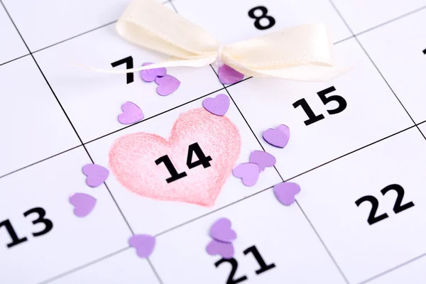 Notes on the calendar (valentines day), close-up — Stock Photo, Image