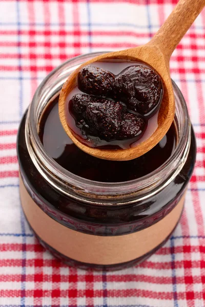 Tasty berry jam, close up — Stock Photo, Image
