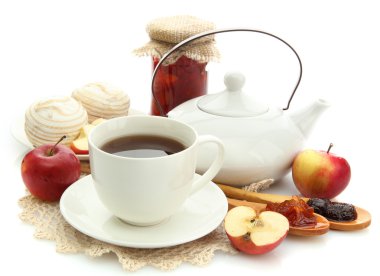 çay ve ev yapımı reçel, üzerinde beyaz izole ile hafif Kahvaltı