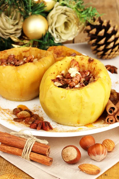 Baked apples on plate close up — Stock Photo, Image