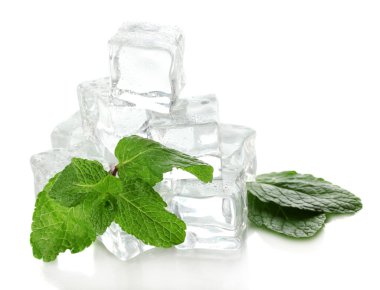 beyaz izole nane ile buz