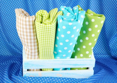 Sepette mavi kumaş arka planda renk tasarlamak kumaşlar