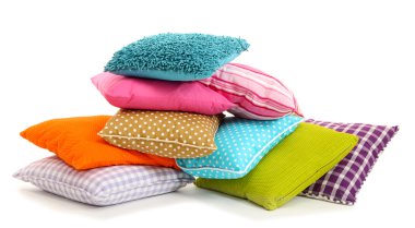 hill renkli yastıklar üzerinde beyaz izole