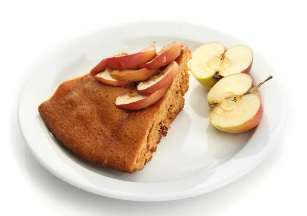Lezzetli ev yapımı pasta elmalı, isplated beyaz dilim — Stok fotoğraf