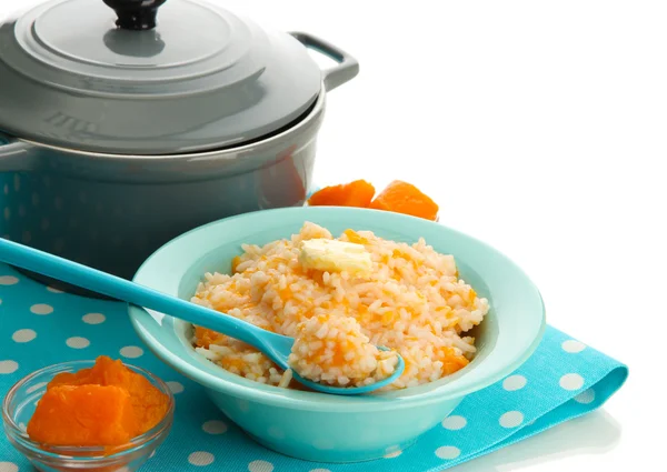 Prove mingau de arroz com abóbora em tigela azul, isolado em branco — Fotografia de Stock