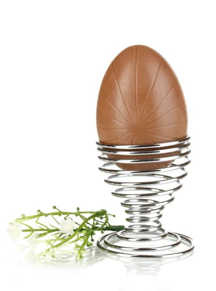 Çikolata yumurta üzerinde beyaz izole standı — Stok fotoğraf