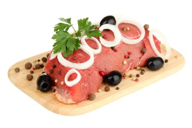 Çiğ et beyazı izole edilmiş.