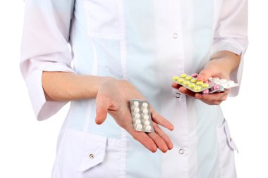 kadın doktor el hapları, üzerinde beyaz izole tutarak yakın çekim
