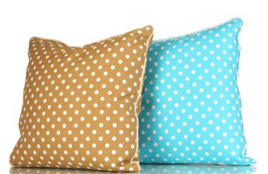 beyaz izole kahverengi ve mavi parlak yastıklar