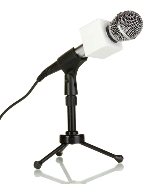 Mikrofon am Stativ isoliert auf weiß — Stockfoto