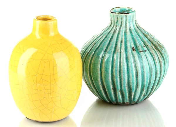 Dekorativa keramiska vaser isolerad på vit — Stockfoto