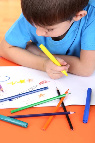 Child drawing in his album — Stock Photo, Image
